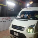 Bi Aozoom và mắt quỷ 7 màu xe Ford 16 chỗ (2)
