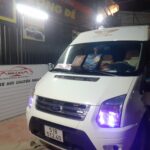 Bi Aozoom và mắt quỷ 7 màu xe Ford 16 chỗ (3)